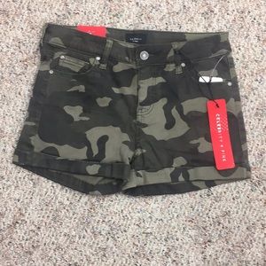 Celebrity Pink Camo Short